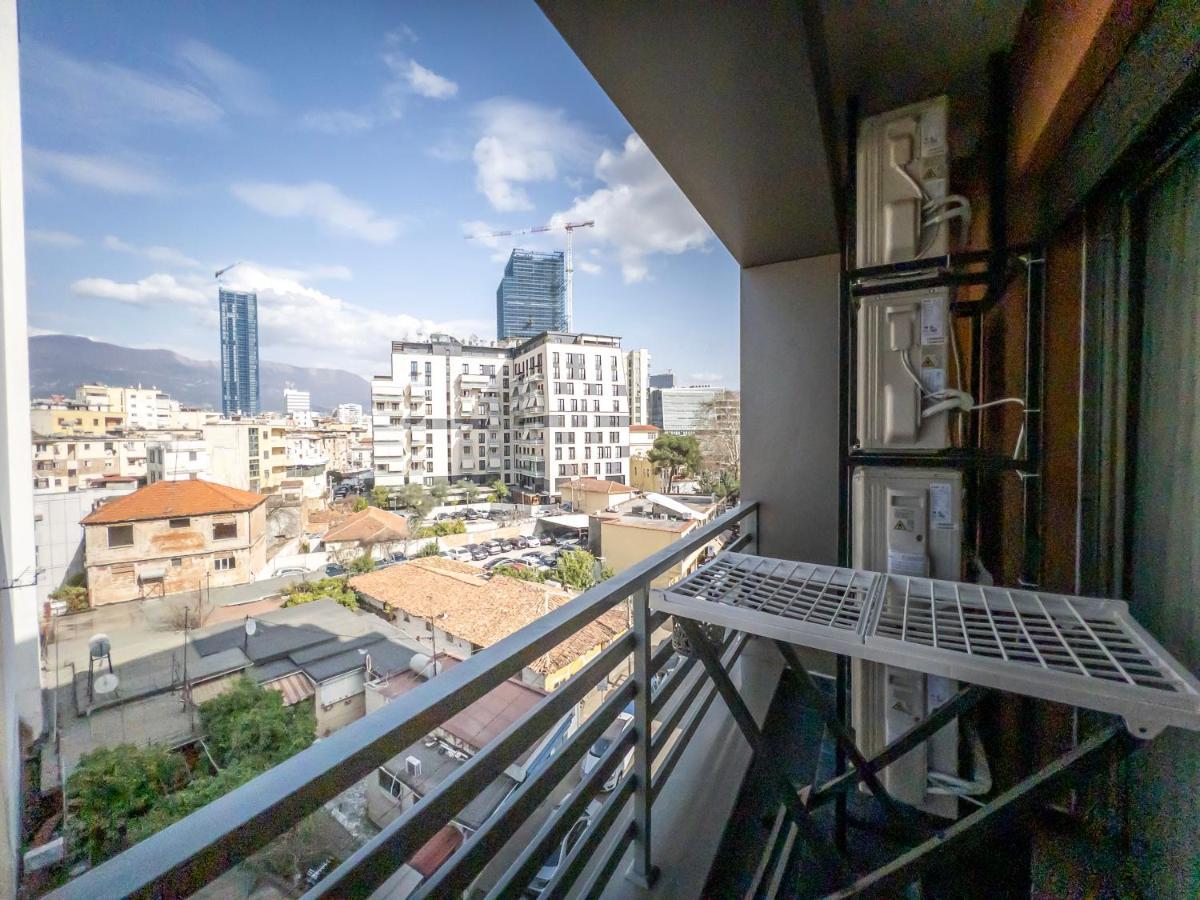 Pin Apartments Тирана Экстерьер фото
