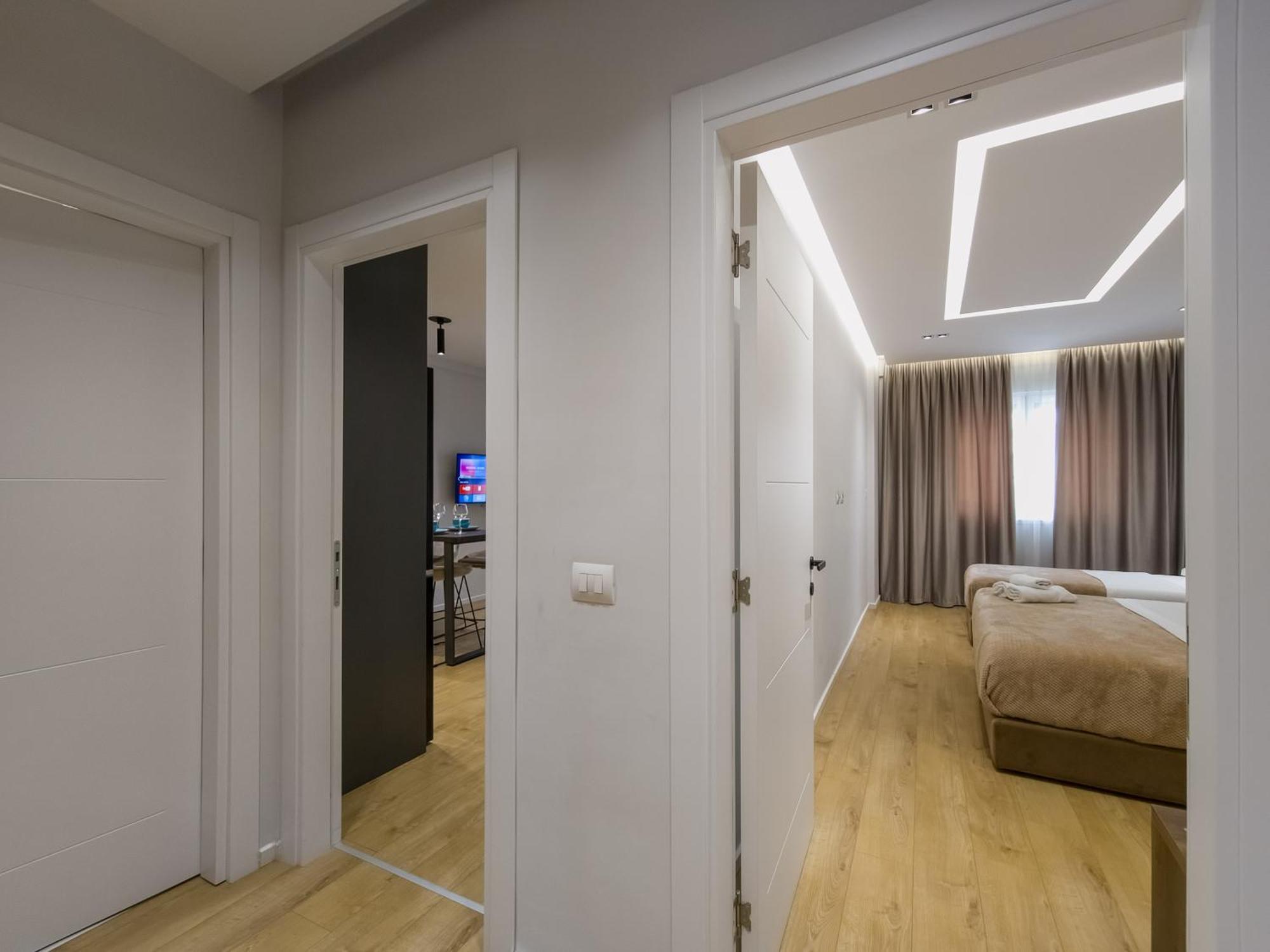 Pin Apartments Тирана Экстерьер фото
