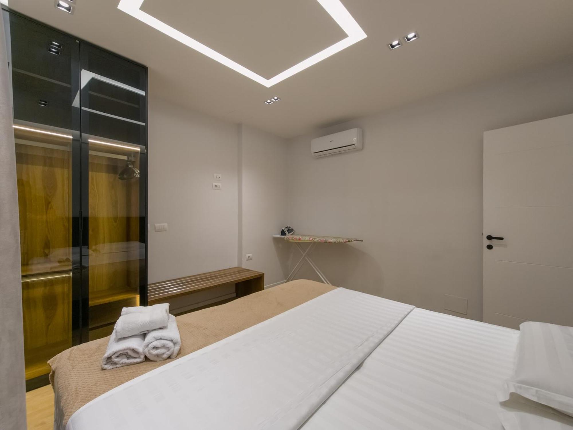 Pin Apartments Тирана Экстерьер фото